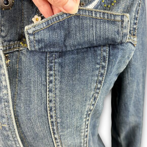 Brandon Thomas Womens Jean Denim Trucker Jacket Embellished Floral Size Small - Picture 3 of 8